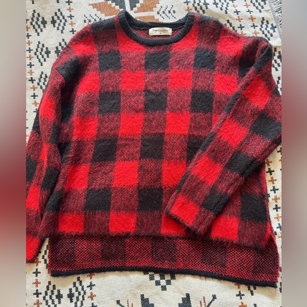 Boutique Buffalo check hi low sweater